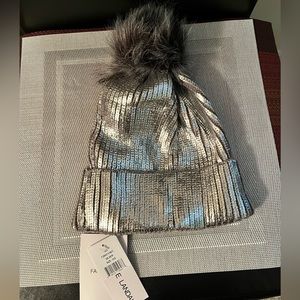 ADRIENNE LAUDAU NWT AUTHENTIC SILVER & BLACK FAUX POM POM STYLISH BEANIE